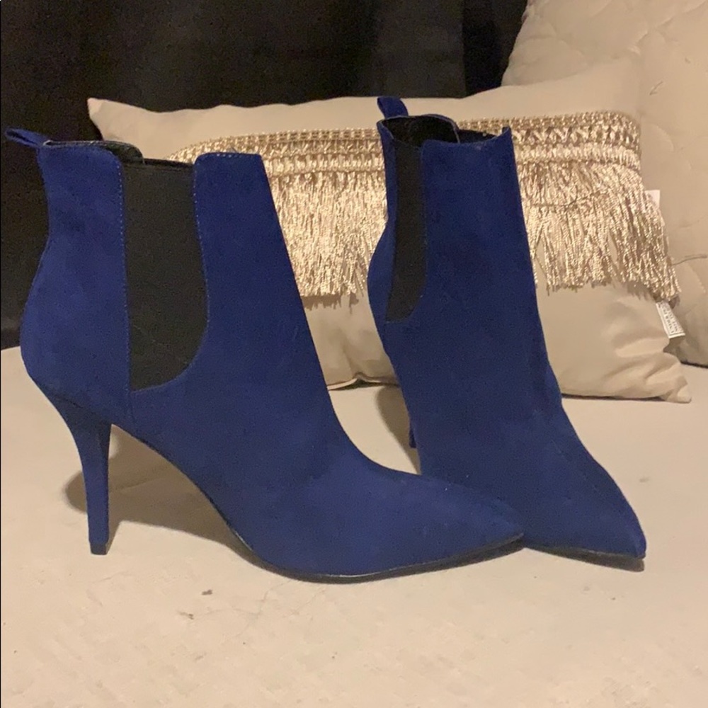 Guess - Picture 4 of 4